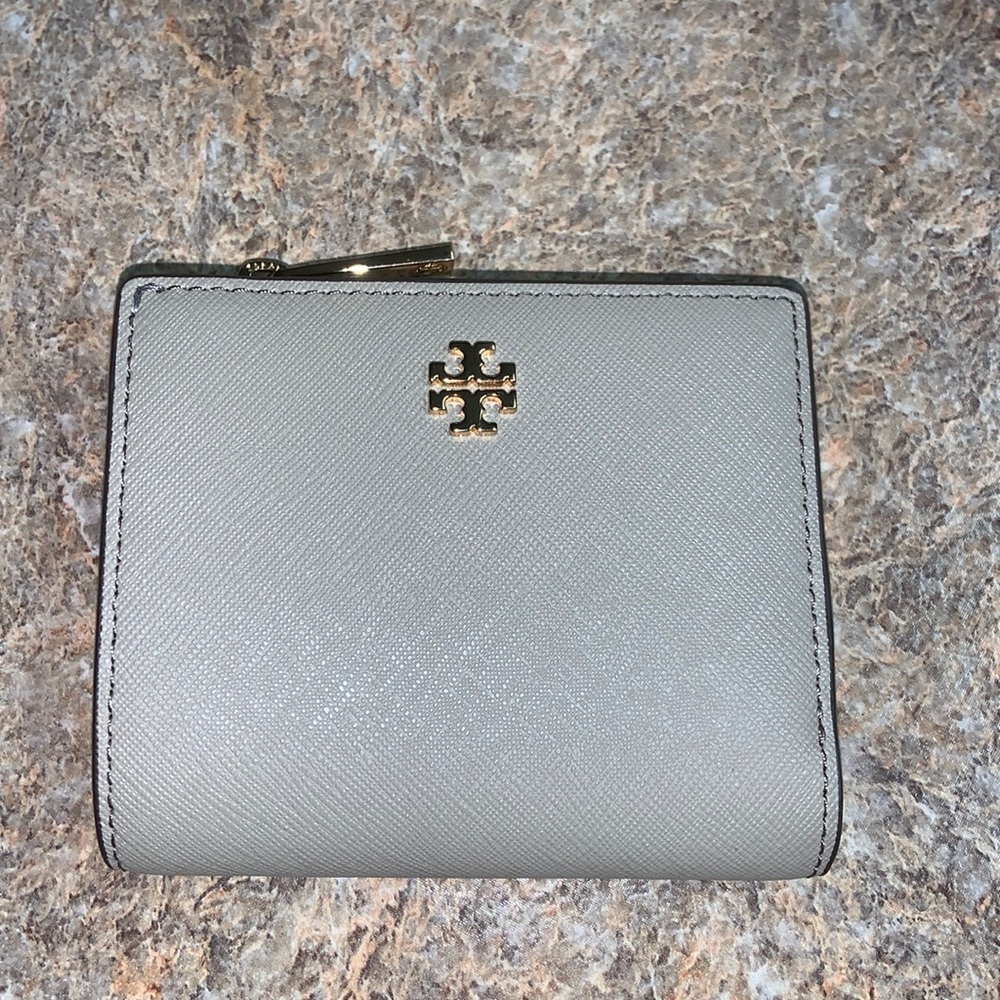 Tory Burch wallet